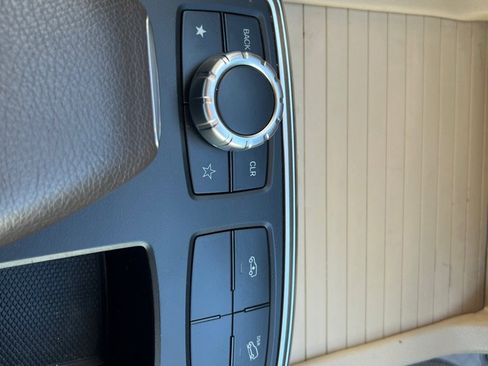 Used 2015 Mercedes-Benz GL 450 4MATIC image 52