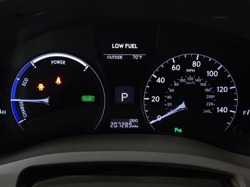 Used 2013 Lexus RX 450h AWD w/ Navigation Pkg image 31