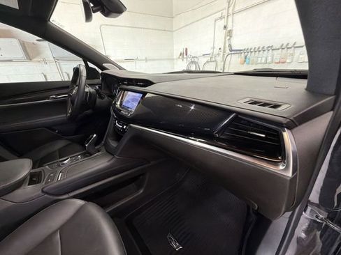 Certified 2024 Cadillac XT6 Sport w/ LPO, Floor Liner Package AWD/4WD image 30