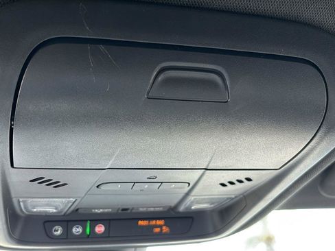 Certified 2023 Buick Enclave Essence image 36