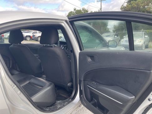 Used 2019 Dodge Charger Police w/ Fleet Safety Group RWD image 9