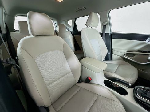 Certified 2023 Kia Soul LX image 25