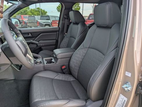 New 2026 Toyota Tacoma TRD Off-Road AWD/4WD image 19