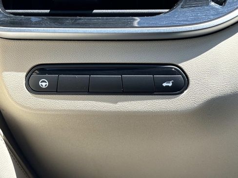 Used 2023 INFINITI QX60 Luxe w/ Cargo Package AWD/4WD image 13