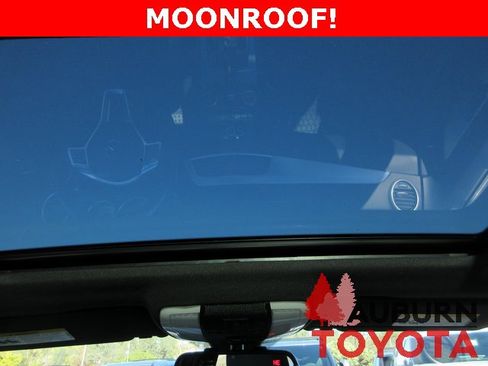 Used 2014 Mercedes-Benz C 250 Sedan image 9