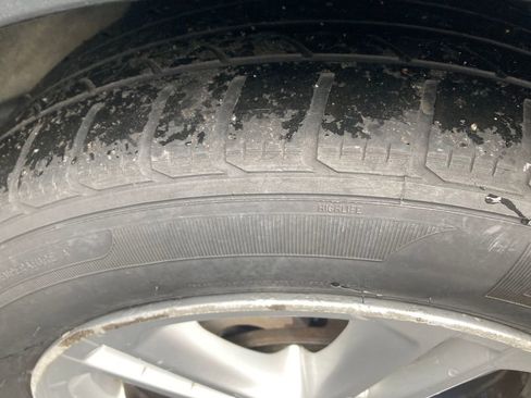 Used 2017 Chevrolet Cruze LT w/ Convenience Package image 32