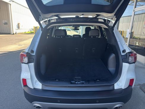 Used 2021 Ford Escape Titanium w/ Titanium Elite Package image 23