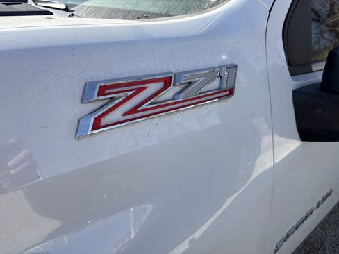 Used 2021 Chevrolet Silverado 2500 LTZ w/ LTZ Convenience Package image 21