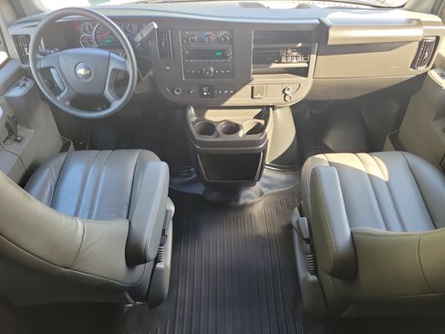 Used 2025 Chevrolet Express 2500 Extended w/ Driver Convenience Package RWD image 17