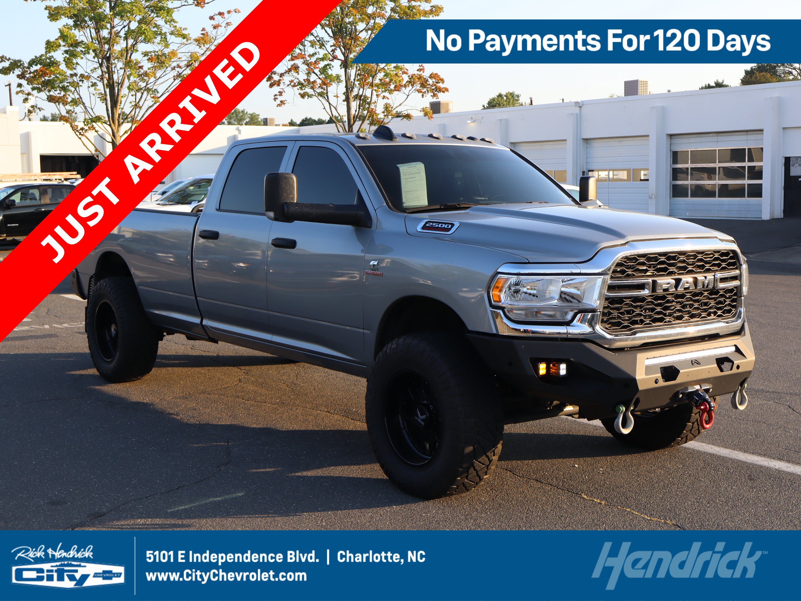 Used 2022 RAM 2500 Tradesman AWD/4WD image 1