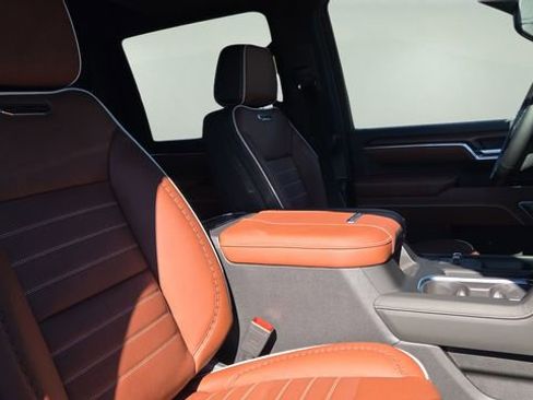 New 2026 GMC Sierra 3500 Denali Ultimate image 15