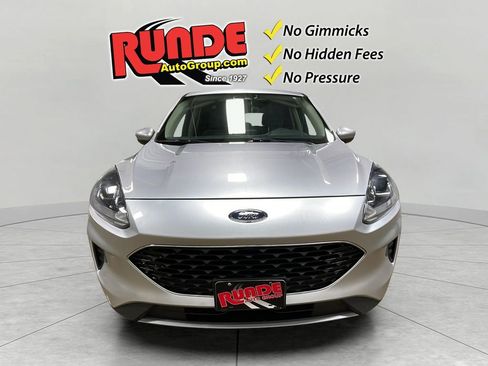 Used 2020 Ford Escape SE image 8