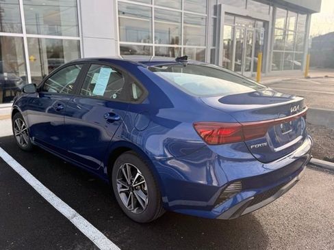 Used 2023 Kia Forte LXS image 4
