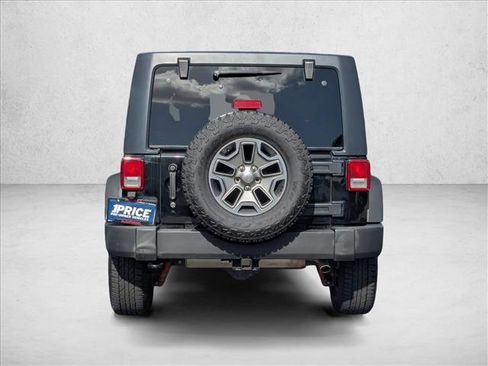 Used 2017 Jeep Wrangler Unlimited Rubicon w/ Connectivity Group image 6