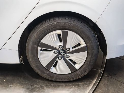 Used 2020 Hyundai Ioniq Blue image 9