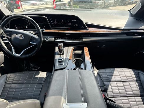 Used 2021 Cadillac Escalade Sport Platinum RWD image 24