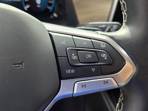 Certified 2025 Volkswagen Atlas SE w/ Panoramic Sunroof Package image 25