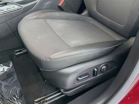 Certified 2023 Buick Encore GX Select FWD image 20