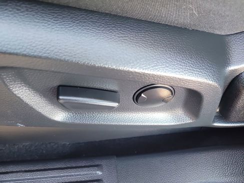 Used 2023 Ford Ranger XLT w/ Equipment Group 302A High image 17