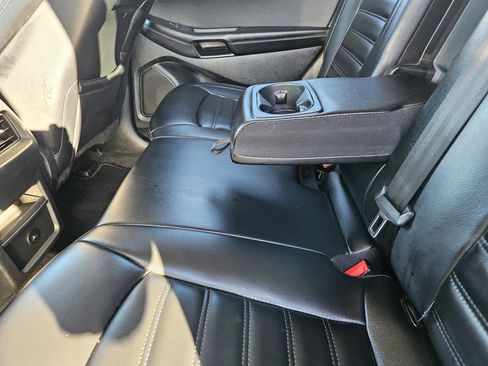 Used 2024 Ford Edge SEL image 23