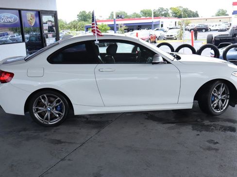 Used 2015 BMW M235i Coupe RWD image 4