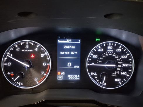 Used 2024 Subaru Outback Premium AWD/4WD image 30