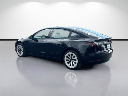 Used 2021 Tesla Model 3 Standard Range Plus RWD image 5