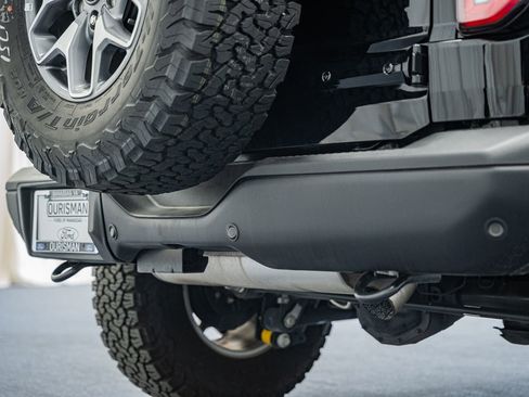 Certified 2025 Ford Bronco Badlands image 10