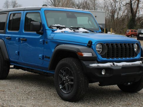 New 2026 Jeep Wrangler Unlimited Sport image 3