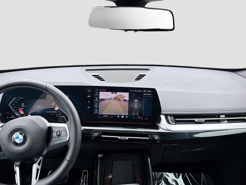 Used 2025 BMW X1 xDrive28i image 19