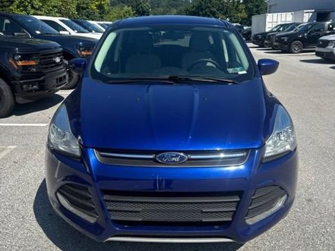 Used 2015 Ford Escape SE AWD/4WD image 1