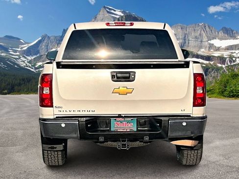 Used 2013 Chevrolet Silverado 1500 LT w/ All-Star Edition AWD/4WD image 4