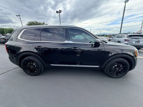 Used 2022 Kia Telluride SX AWD/4WD image 2