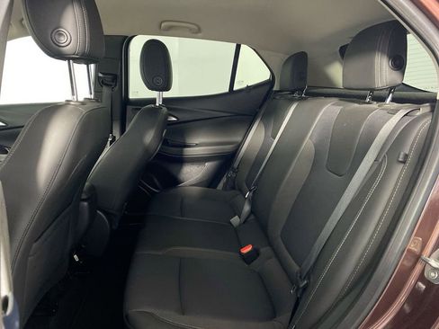 Used 2023 Buick Encore GX Preferred FWD image 21