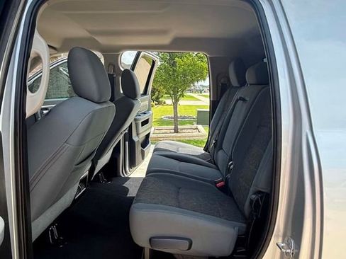 Used 2016 RAM 3500 SLT AWD/4WD image 7