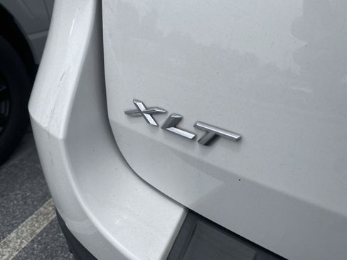 Used 2023 Ford Explorer XLT RWD image 10
