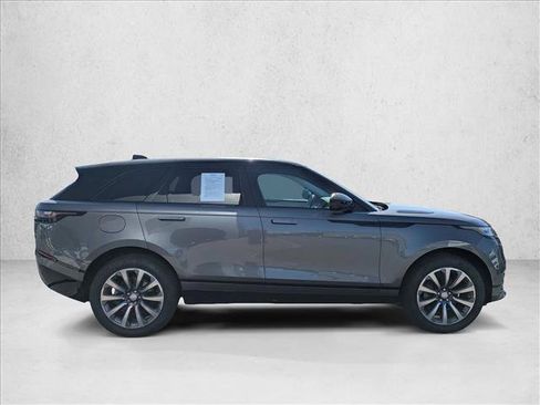 Used 2018 Land Rover Range Rover Velar R-Dynamic SE AWD/4WD image 4