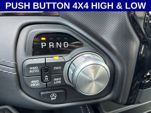 Used 2025 RAM 1500 Limited AWD/4WD image 18