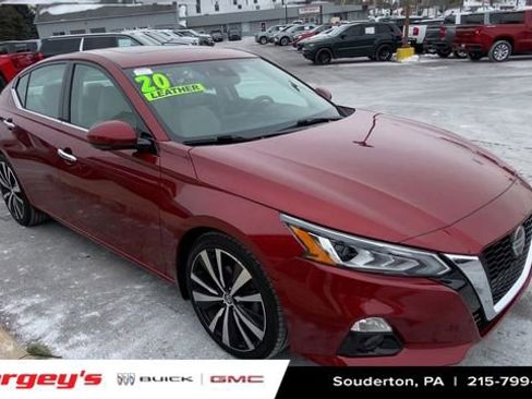 Used 2020 Nissan Altima 2.5 Platinum image 2