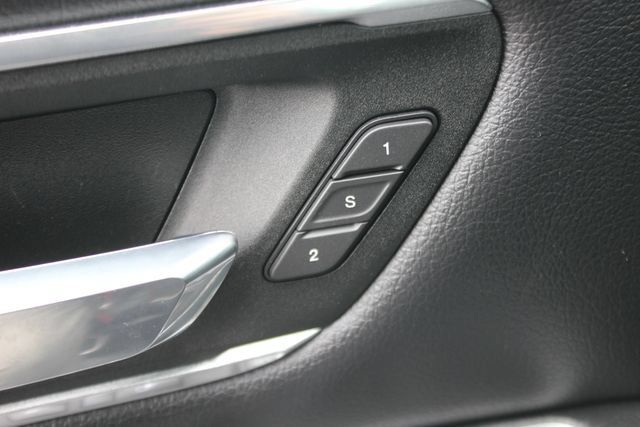 Used 2023 RAM 1500 Laramie AWD/4WD image 21