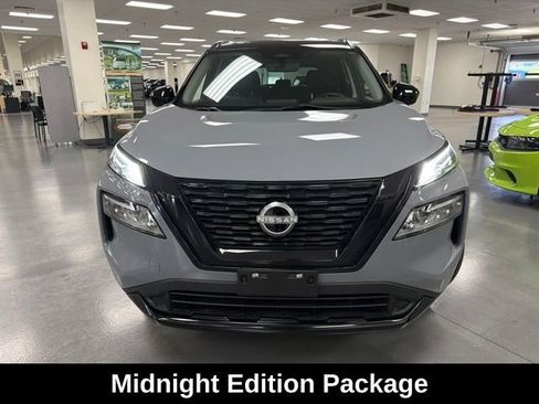Used 2023 Nissan Rogue SV w/ SV Premium B Package AWD/4WD image 2