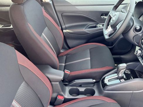 New 2025 Nissan Versa SR w/ Trunk Package image 12