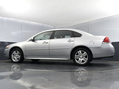 Used 2013 Chevrolet Impala LT FWD image 27
