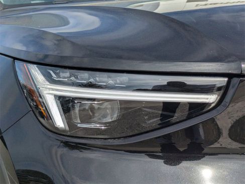 New 2025 Volvo XC40 B5 Plus w/ Protection Package Premier image 10