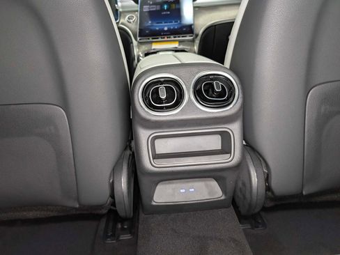 New 2026 Mercedes-Benz GLC 300 4MATIC image 19
