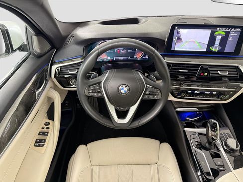Certified 2023 BMW 540i w/ Executive Package RWD image 21