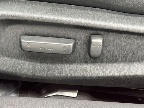 Used 2020 Honda Civic Touring image 12