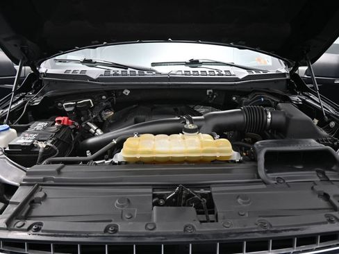 Used 2019 Ford F150 XLT w/ Equipment Group 302A Luxury AWD/4WD image 28