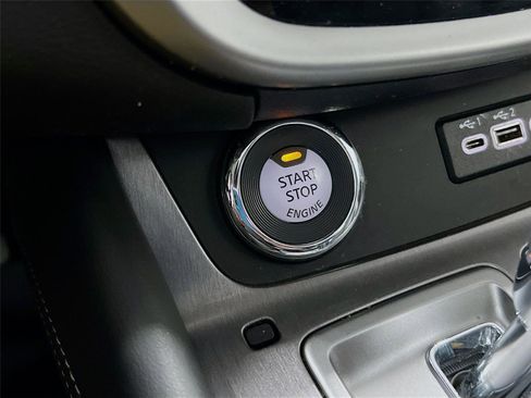 Used 2022 Nissan Murano SL image 16