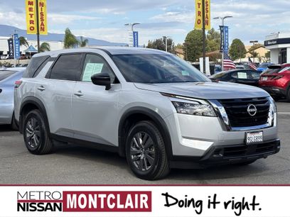 Used 2023 Nissan Pathfinder S